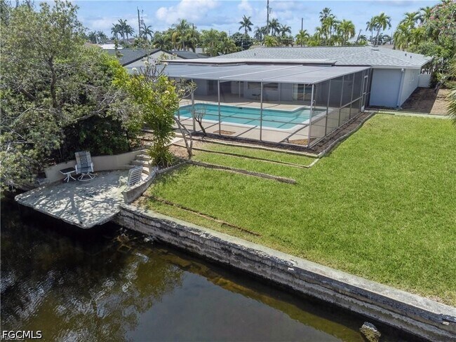Foto del edificio - 1453 Venetian Ct