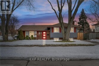 Building Photo - 33 Fairlawn Rd