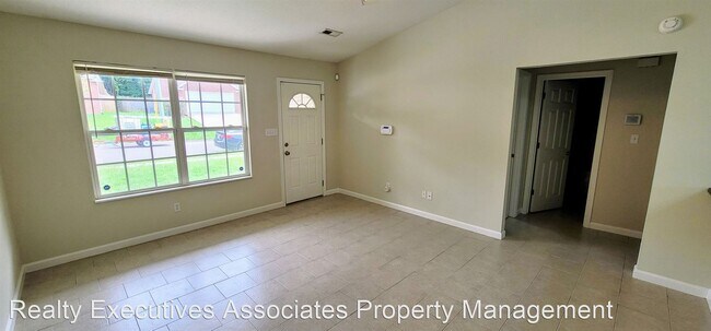 Building Photo - 3 br, 2 bath House - 1849 Tillery Square