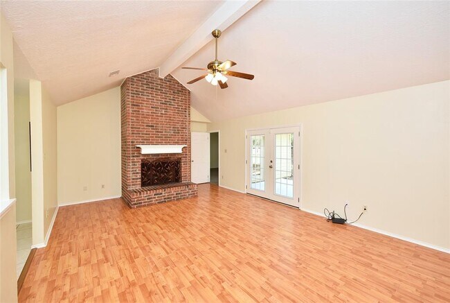 Building Photo - 69 Hickory Oak Dr