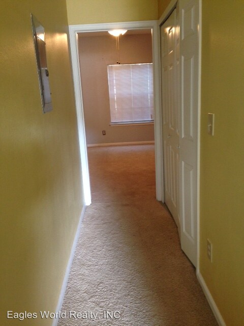 Building Photo - 2 br, 2 bath House - 10000 Gate N Pkwy 2213