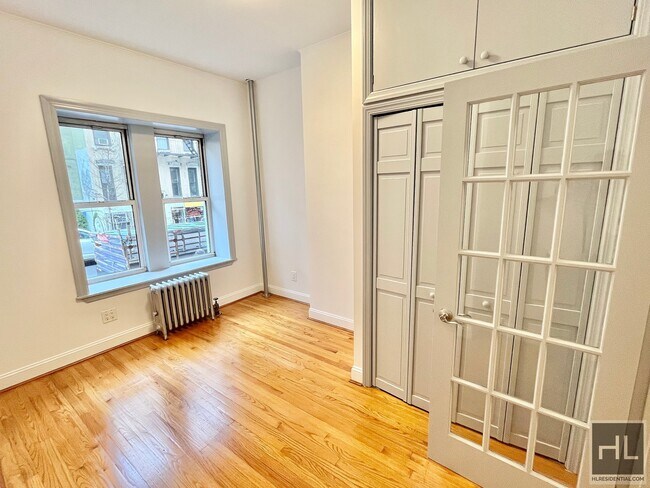 Foto del edificio - ST MARKS PLACE