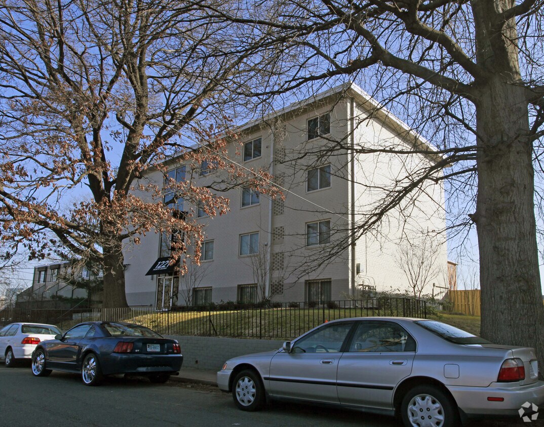 Foto del edificio - 1221 N Quinn St