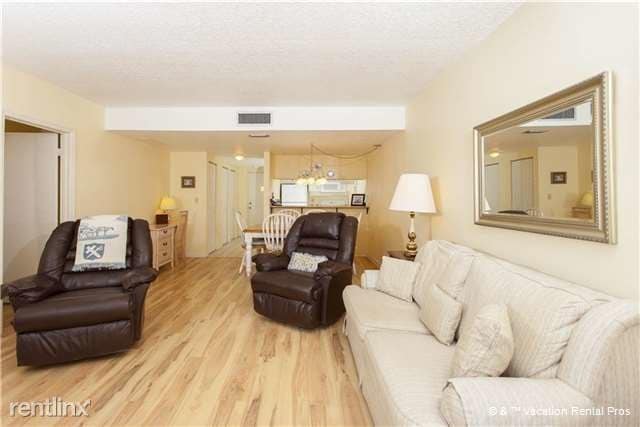Primary Photo - 5930 A1a S