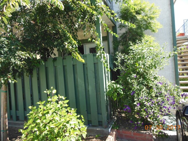 Foto del edificio - 833 54th St