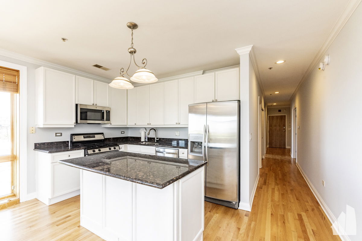 1444 N Orleans St Unit 8A, Chicago, IL 60610 Condo for Rent in