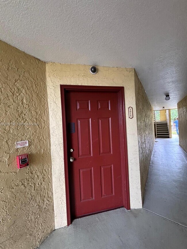 Foto del edificio - 12620 Vista Isles Dr