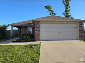 Building Photo - 4430 Douglas Ln
