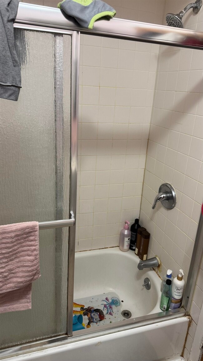 Building Photo - 71 Prospect Ave