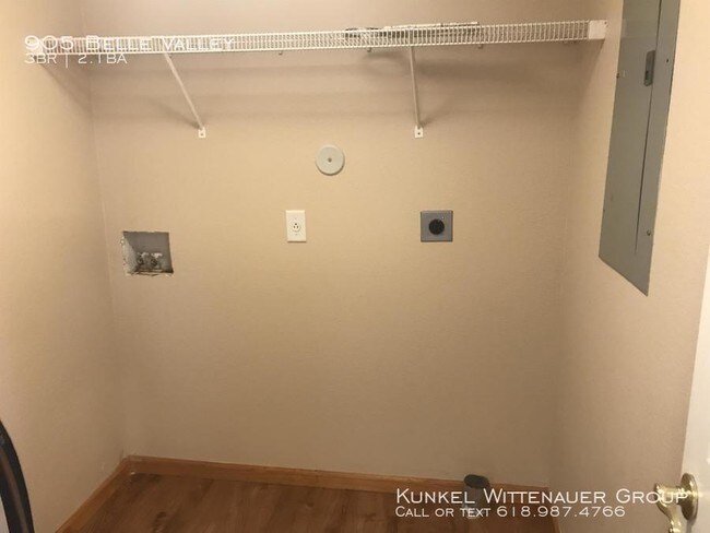 Building Photo - 905 Belle Valley Dr