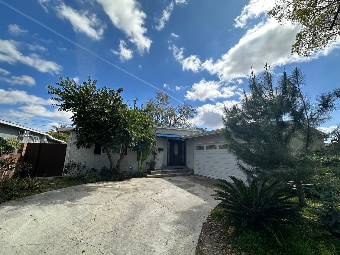 7934 Broadleaf Ave, Panorama City, CA 91402 House Rental in Panorama