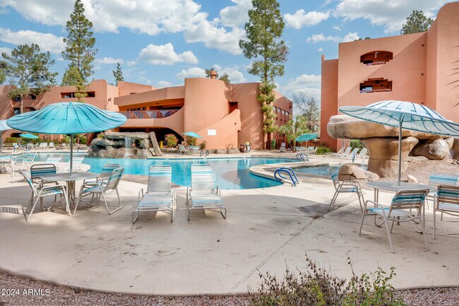 Foto del edificio - 12212 N Paradise Village Pkwy W