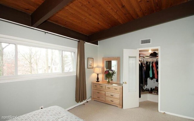 Foto del edificio - 7705 Donnybrook Ct