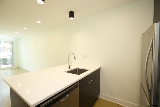 Foto del edificio - 957 W Grace St