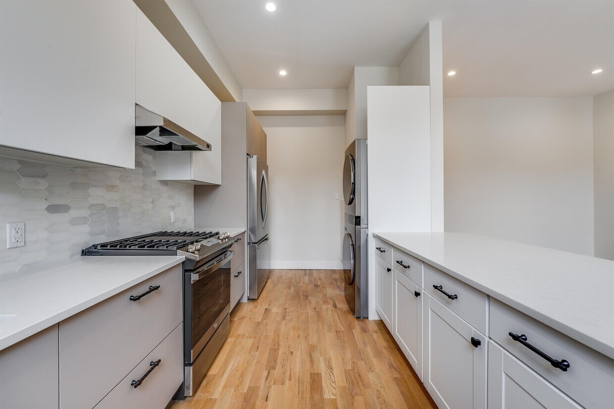 Foto principal - 1112 Washington St