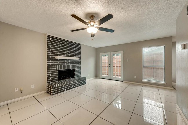 Building Photo - 2928 Antares Cir
