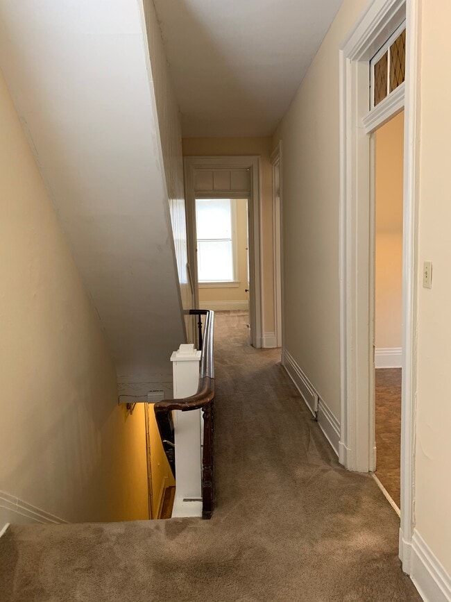 Building Photo - 2437 Ohio Ave