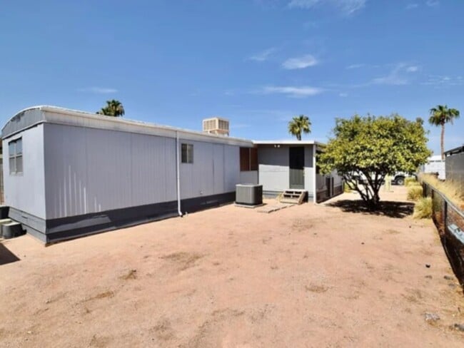 Foto del edificio - 2 bed 1 bath, 840 sq ft manufactured home