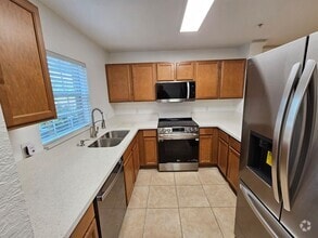 Building Photo - 9101 Gervais Cir