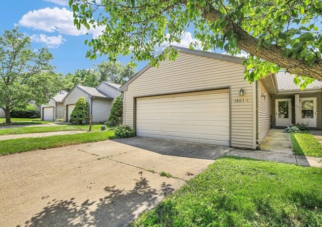Building Photo - 1801 Glenwood Oaks Ct