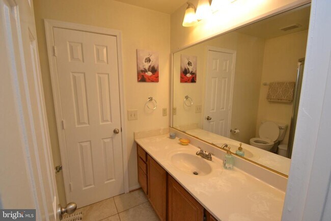 Building Photo - 11713 Karbon Hill Ct