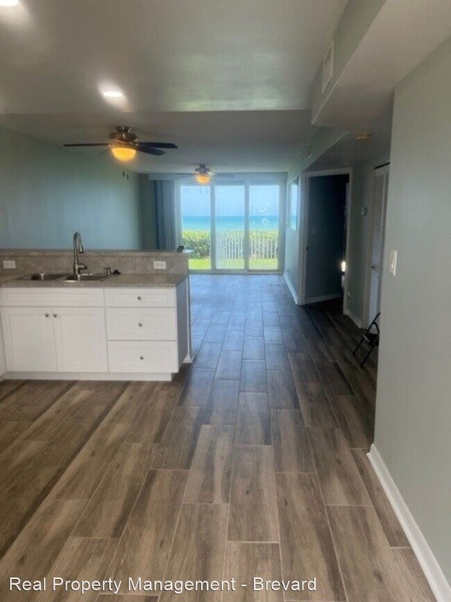 Building Photo - 2 br, 2 bath House - 2225 Highway A1A, Uni...