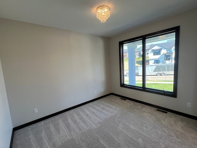 Foto del edificio - 2652 Century Pine Ln NE