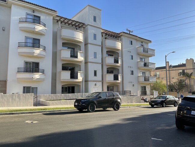 Foto del edificio - 11848 Kiowa Ave