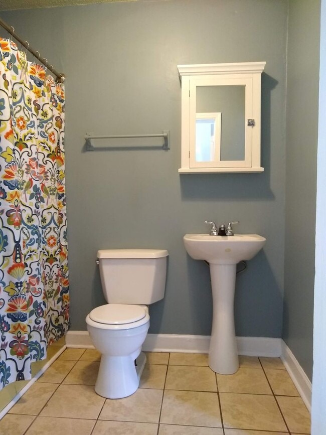 Photo - Three Bedroom Two Bath Single Family Home ...