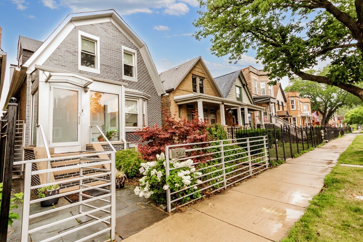 3441 W Pierce Ave, Chicago, IL 60651 House Rental in Chicago, IL