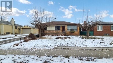 Building Photo - 219 Southview Rd