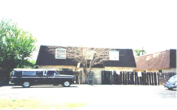 Building Photo - 5008 W Wind Trl