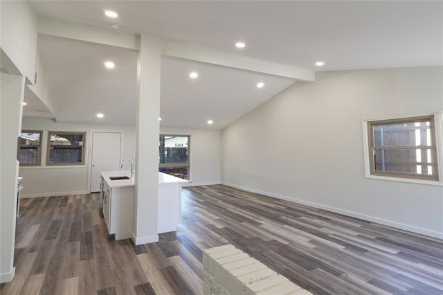 Foto del edificio - 11925 Cromwell Dr