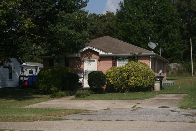 Building Photo - duplex
