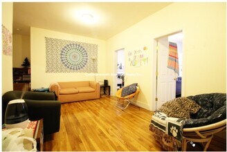 Building Photo - 56 Egmont St