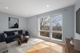 Building Photo - 172 Kimball Ave