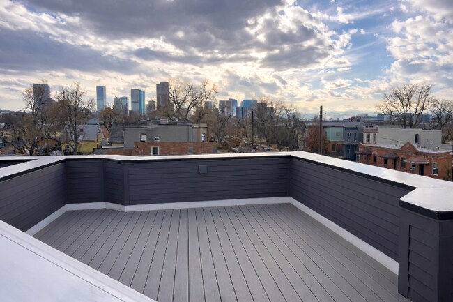 Foto del edificio - 889 30th St