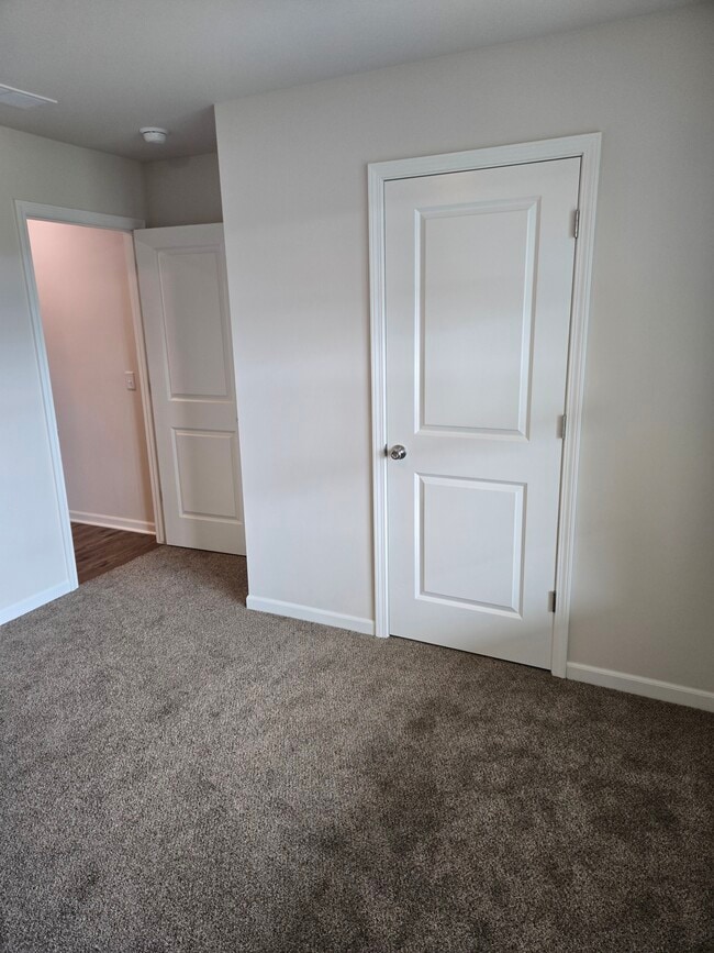 Front Bedroom Closet - 4428 Squaw Valley Dr