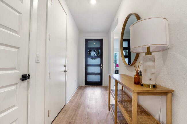 Foto del edificio - 4456 Wilder Farm Ln