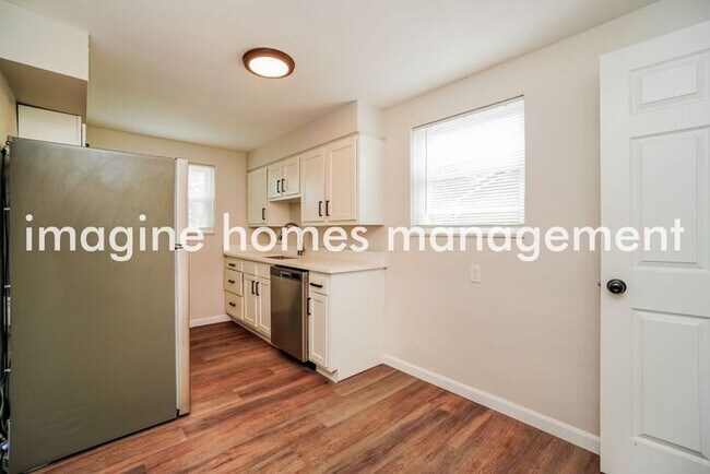 Building Photo - Cozy 3 Bed 1 Bath in Baldwin!