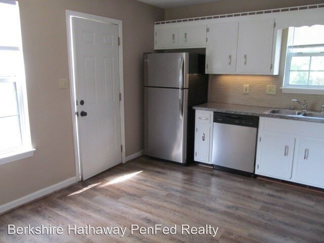 Building Photo - 3 br, 2 bath House - 710 Polk Avenue