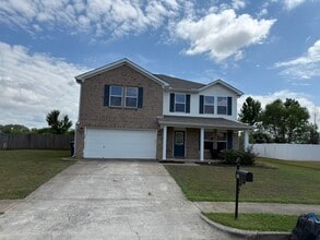Building Photo - 203 Millbury Ct