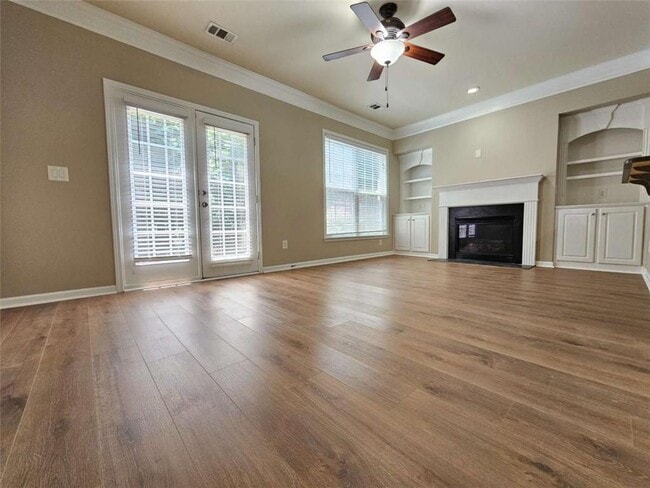 Building Photo - 6162 Deluna Way