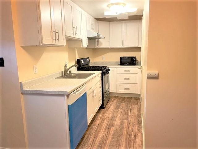 Building Photo - 0 bedroom in Seattle WA 98115