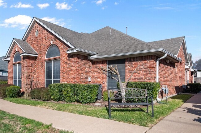 Foto del edificio - 2311 Ragland Rd