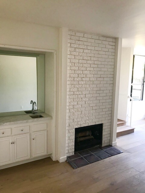 Foto del edificio - 15340 Albright St