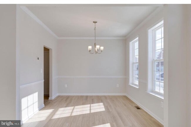 Foto del edificio - 10810 Meridian Hill Way