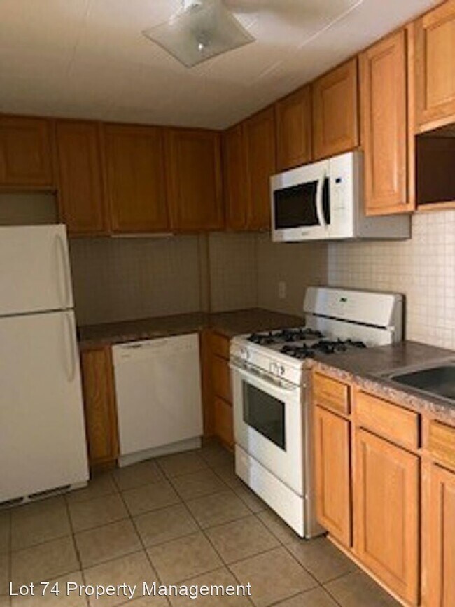 Building Photo - 3 br, 1 bath House - 933 Evans Street