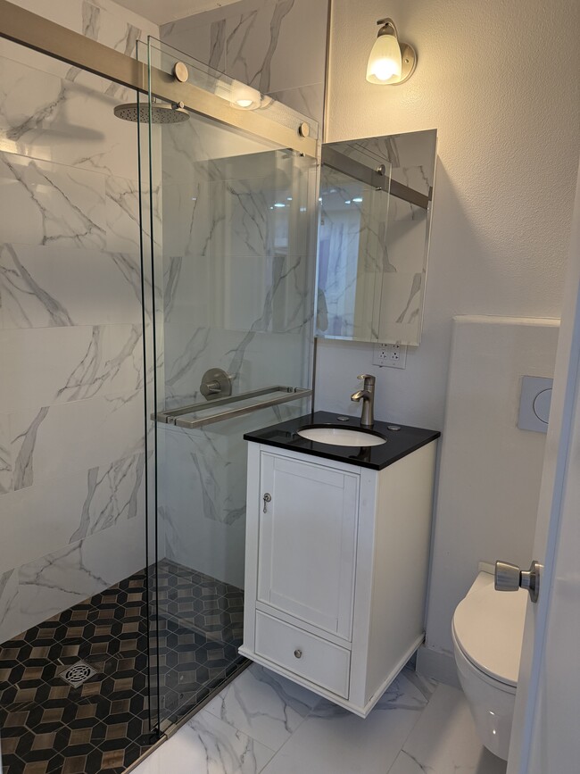 Building Photo - 15626 Starboard St