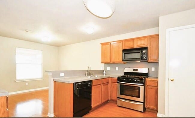 Building Photo - 18322 Westlock St